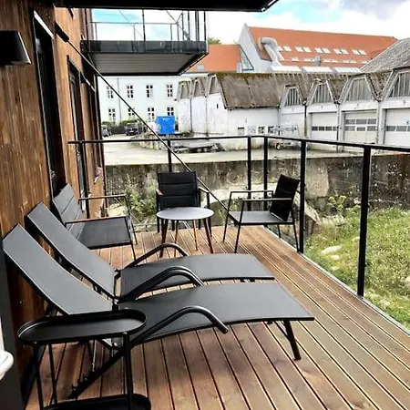 Modern 2 Bedroom In Center דירה סטוונגר