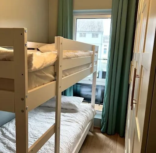 Modern 2 Bedroom In Center 公寓 *