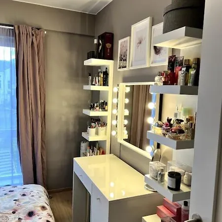 Modern 2 Bedroom In Center Appartement *